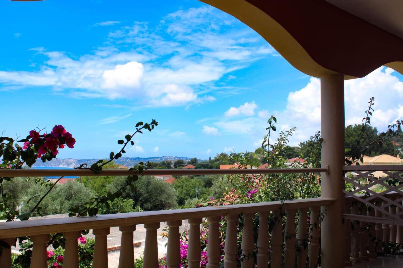 Marinos Studios At Lourdata Village Dış mekan fotoğraf