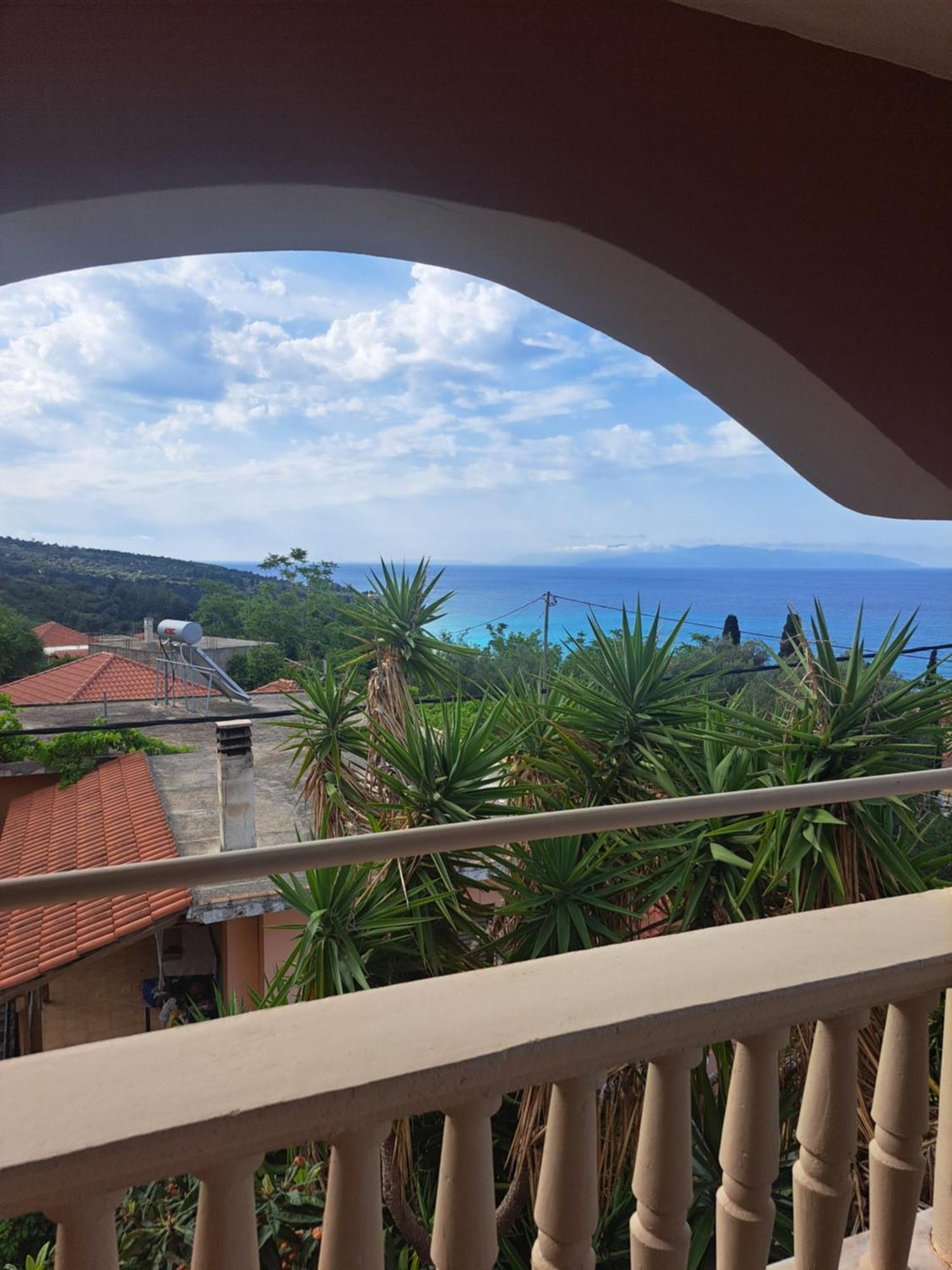 Marinos Studios At Lourdata Village Dış mekan fotoğraf