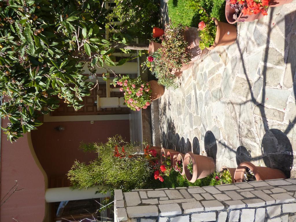 Marinos Studios At Lourdata Village Dış mekan fotoğraf