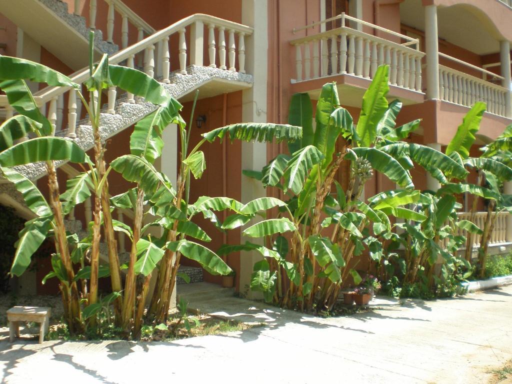 Marinos Studios At Lourdata Village Dış mekan fotoğraf