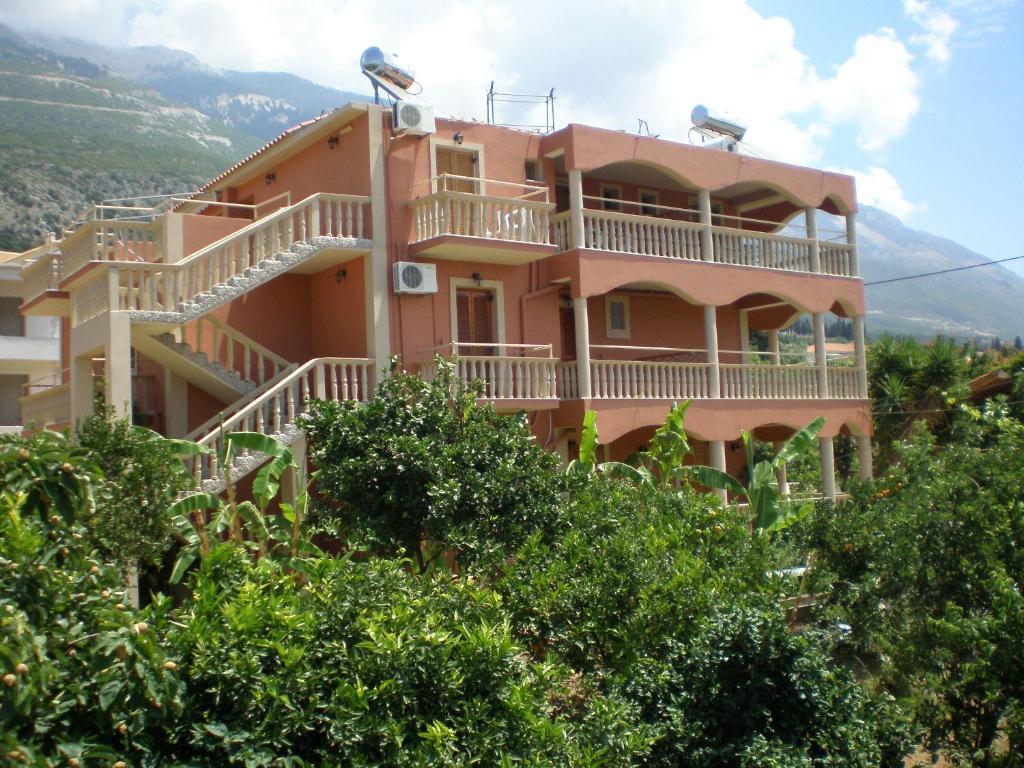 Marinos Studios At Lourdata Village Dış mekan fotoğraf