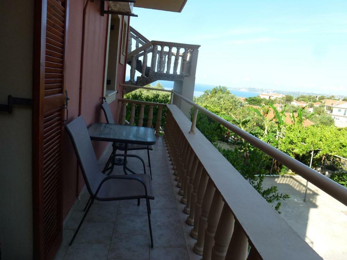 Marinos Studios At Lourdata Village Dış mekan fotoğraf