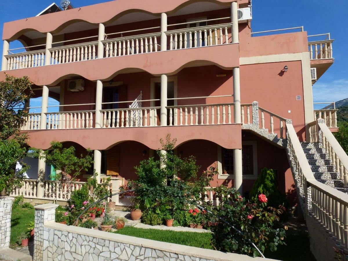 Marinos Studios At Lourdata Village Dış mekan fotoğraf